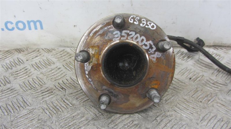 Ступица передняя левая LEXUS GS350 GS300 05-11 43560-30010 Б/У