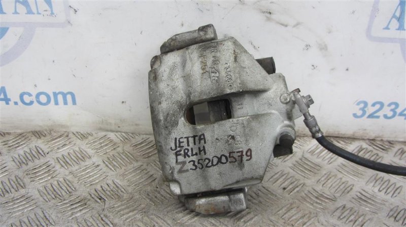 Запчасть суппорт тормозной передний левый VOLKSWAGEN JETTA USA 10-17 1K0 615 123 E Б/У Суппорт тормозной передний левый VOLKSWAGEN JETTA USA 10-17 1K0 615 123 E Б/У