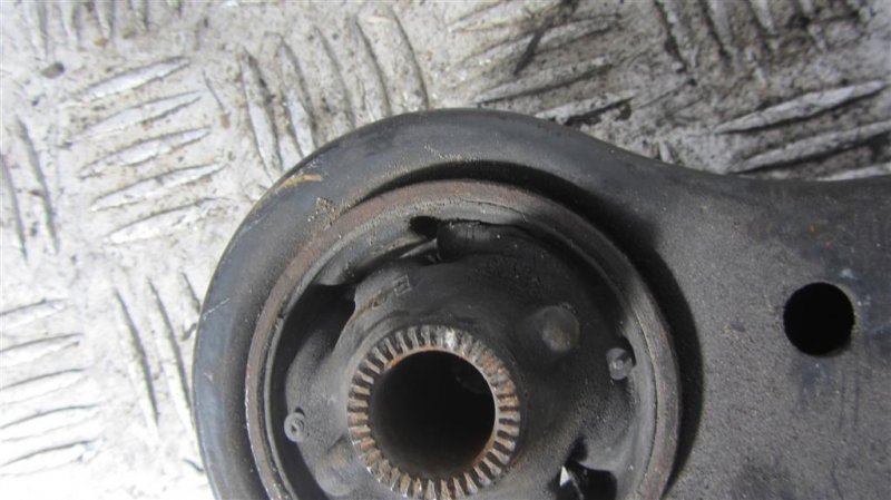 Рычаг передней подвески нижний передний правый LEXUS ES350 06-12 Седан 3.5