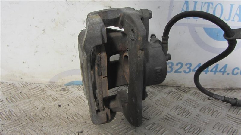 Суппорт тормозной передний левый LEXUS ES350 06-12