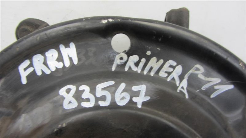 Кулак поворотный передний правый NISSAN X-TRAIL T30 01-07