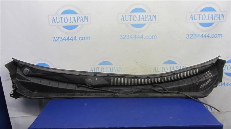 Пластик под лобовое стекло / Жабо HYUNDAI SONATA YF 10-14 Пластик под лобовое стекло / Жабо HYUNDAI SONATA YF 10-14