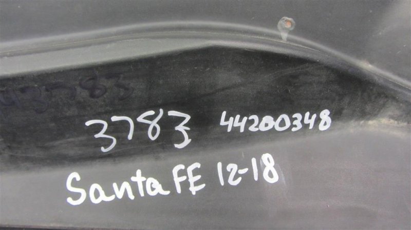 Пластик под лобовое стекло / Жабо SANTA FE (DM) 12-18 2014 Внедорожник 2.4