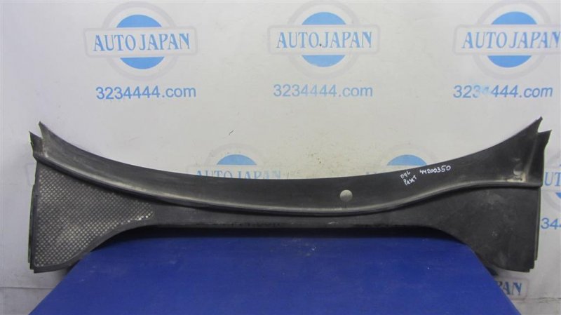 Запчасть пластик под лобовое стекло / жабо VOLKSWAGEN PASSAT B7 11-15 2013 A32 1.8 CPRA 561 819 415 B Б/У Пластик под лобовое стекло / Жабо VOLKSWAGEN PASSAT B7 11-15 2013 A32 1.8 CPRA 561 819 415 B Б/У