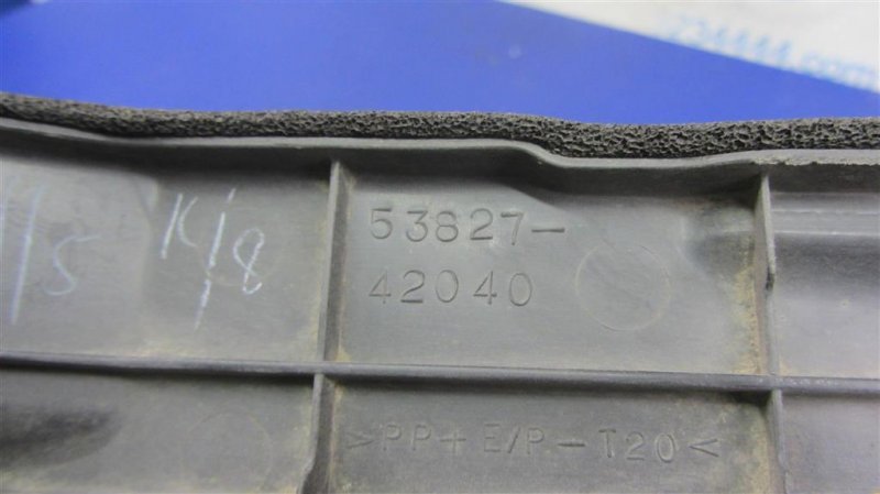 Пыльник крыла передний правый RAV4 05-12 Пыльник крыла передний правый RAV4 05-12