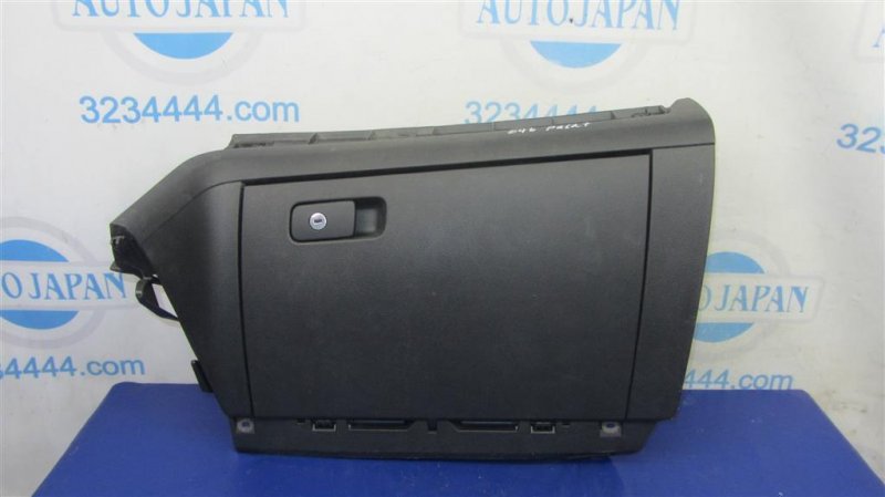 Бардачок VOLKSWAGEN PASSAT B7 11-15 2013 A32 1.8 CPRA 561 857 101 B 82V Б/У