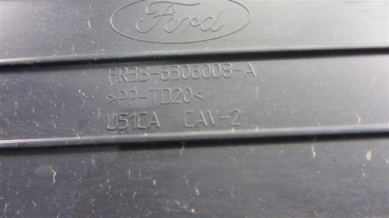 Бардачок MUSTANG 15- 2015 COUPE 2.3 C23HD0D