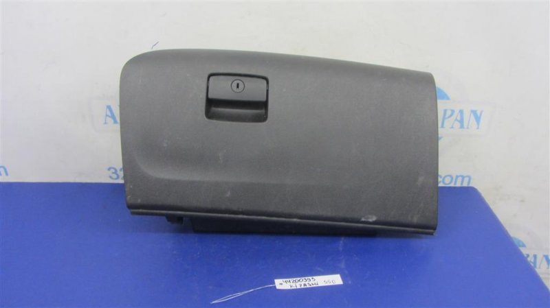 Бардачок SUZUKI KIZASHI 09-14 2010 Седан 2.4 73412-57L1 Б/У