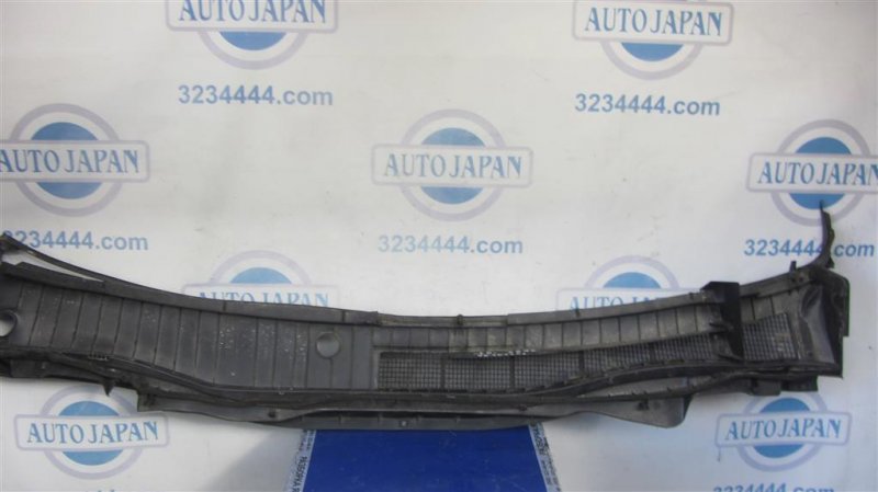 Пластик под лобовое стекло / Жабо TOYOTA CAMRY 50 12-15 ASV50 2.5 2ARFE