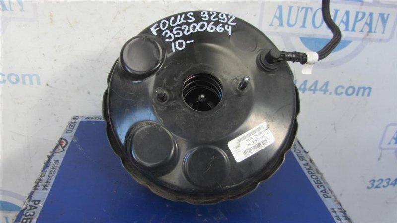 Вакуумный усилитель тормозов FORD FOCUS 10-18 2017 Седан 2.0 BV6Z-2005-B Б/У