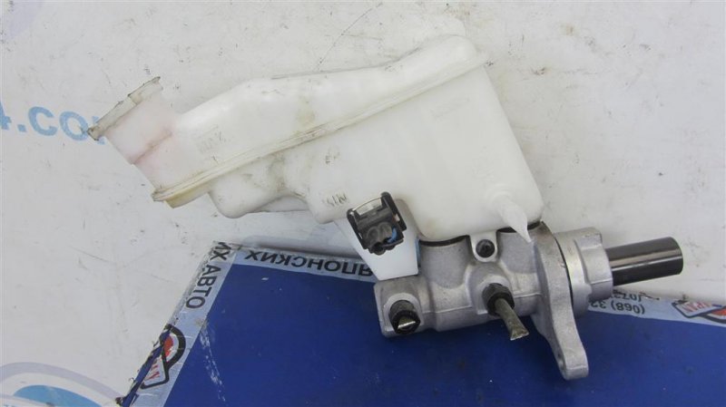 Главный тормозной цилиндр KIA FORTE YD 12- 2016 Седан 1.8 58510-A7200 Б/У