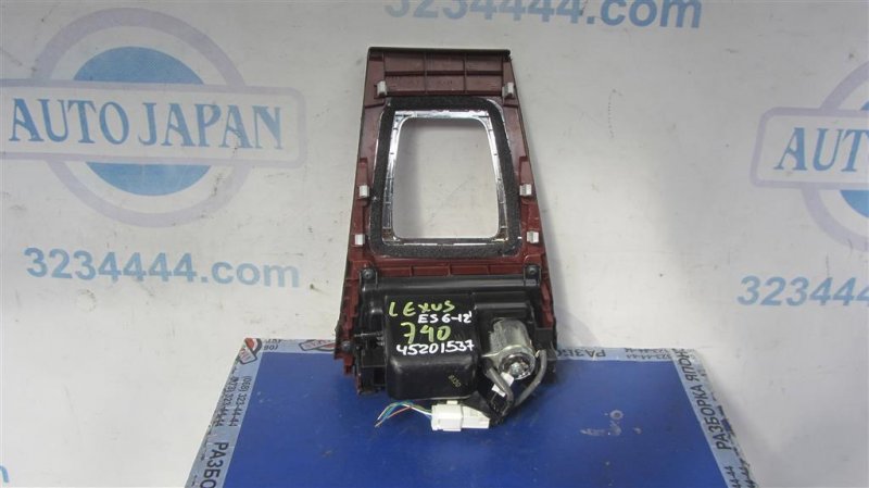 Накладка в салоне ES350 06-12 2009 Седан 3.5 Накладка в салоне ES350 06-12 2009 Седан 3.5