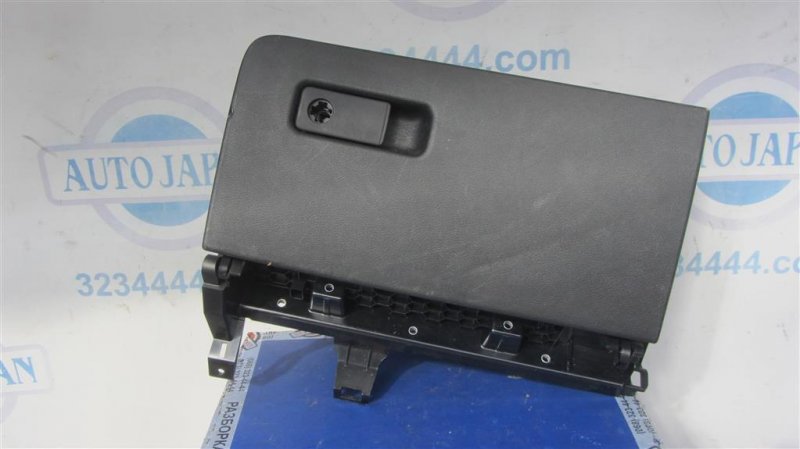 Запчасть бардачок INFINITI QX30 16-20 2016 Внедорожник 2.0 20PET 68500-5DC0A Б/У Бардачок INFINITI QX30 16-20 2016 Внедорожник 2.0 20PET 68500-5DC0A Б/У