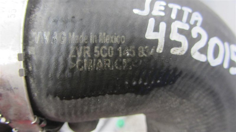 Патрубок интеркулера VOLKSWAGEN JETTA USA 10-17