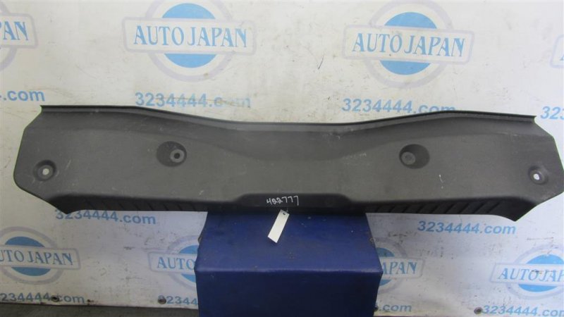Накладка на порог багажника FORD FOCUS 10-18 2014 Хетчбек 2.0 CV6Z-5840374-AA Б/У