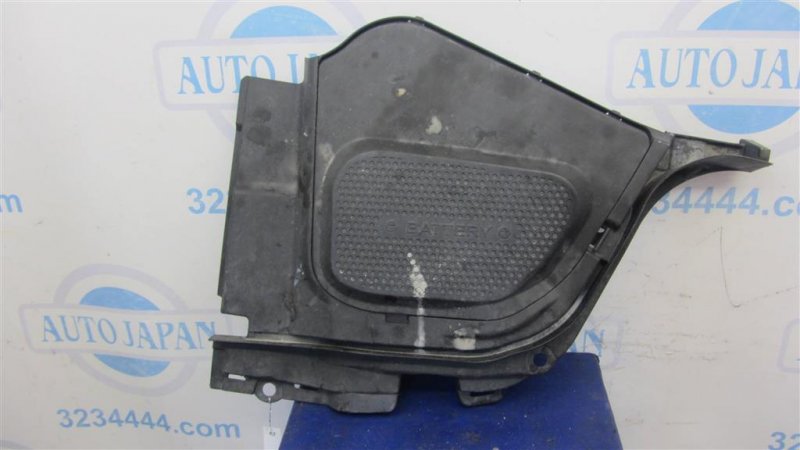 Пластик подкапотного отсека правый INFINITI M35/M45 04-10 2006 Седан 3.5 VQ35DE 65278-EH100 Б/У