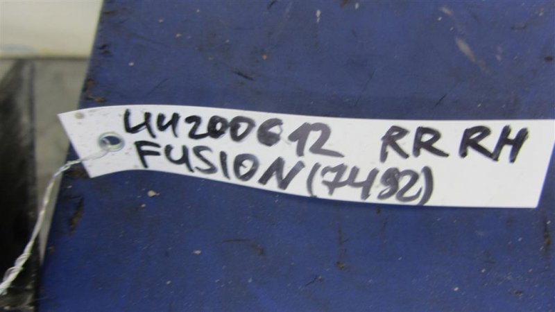 Кронштейн заднего бампера задний правый FUSION 14- 2014 Седан 2.5