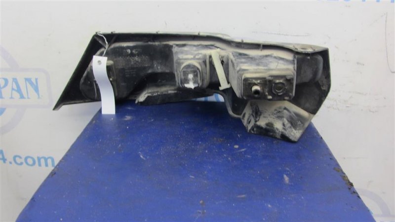 Кронштейн заднего бампера задний правый FORD FUSION 14- Седан 2.5