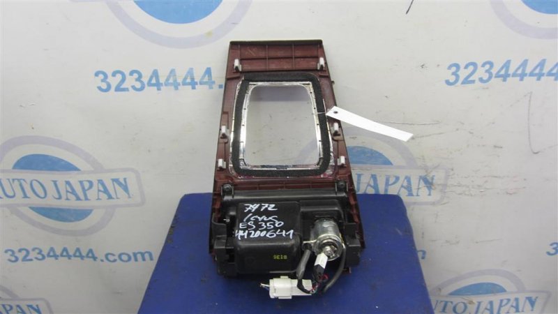 Накладка в салоне LEXUS ES350 06-12 Седан 3.5