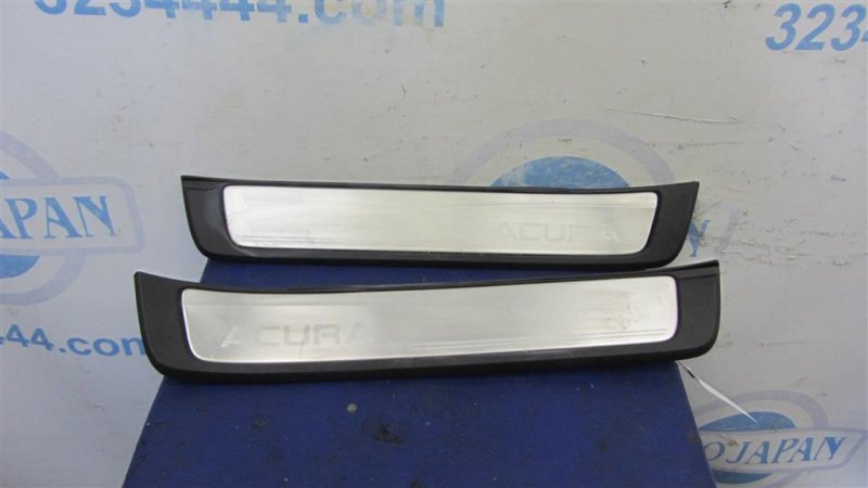 Накладка порога внутрення задняя ACURA RDX 12-19 2014 Внедорожник 3.5 84212-TX4-A00ZA Б/У