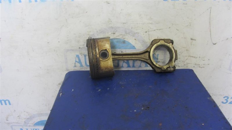 Поршень LEXUS LX470 98-07 2UZFE Б/У