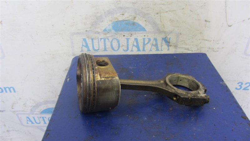 Поршень LX470 98-07 2UZFE