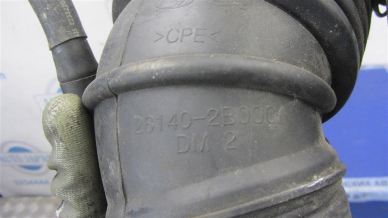 Патрубок воздушного фильтра SANTA FE (CM) 05-12 2007 Внедорожник 3.3