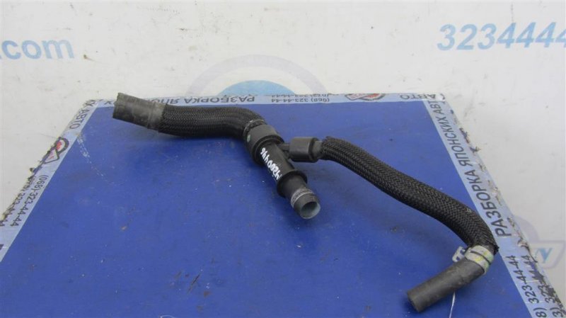 Запчасть патрубок радиатора печки FORD FUSION 14- 2017 Седан C20EDEF DS7Z-18472-C Б/У Патрубок радиатора печки FORD FUSION 14- 2017 Седан C20EDEF DS7Z-18472-C Б/У