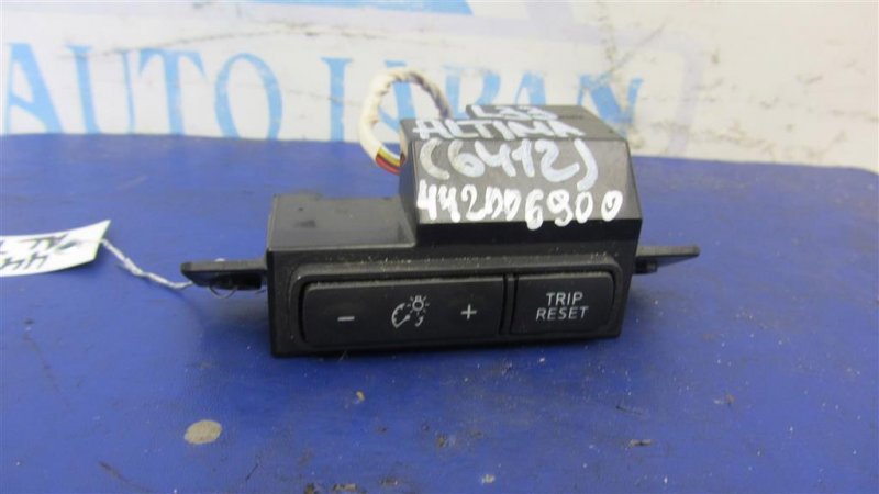 Кнопка NISSAN ALTIMA L33 12-18 2014 L33 2.5 25273-3TA0A Б/У