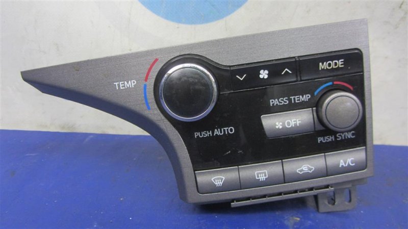 Блок управления печкой TOYOTA VENZA 09-16 2009 AGV15 2.7 1ARFE 55900-0T021 Б/У