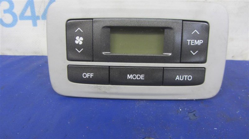 Запчасть блок управления печкой задний TOYOTA SIENNA 11-16 2013 GSL30 3.5 2GR-FE 55900-08130-B0 Б/У Блок управления печкой задний TOYOTA SIENNA 11-16 2013 GSL30 3.5 2GR-FE 55900-08130-B0 Б/У
