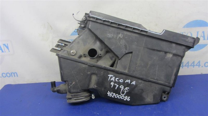 Корпус воздушного фильтра TOYOTA TACOMA 05-15 2007 GRN270 4.0 1GRFE 17700-0P011 Б/У