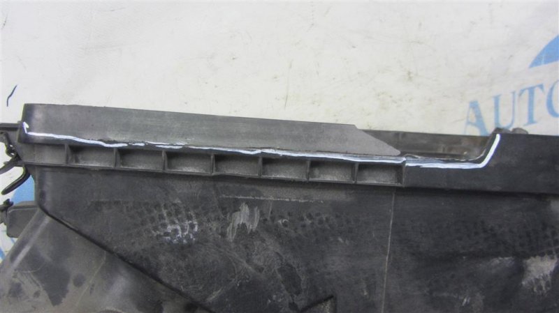 Корпус воздушного фильтра TOYOTA TACOMA 05-15 GRN270 4.0 1GRFE