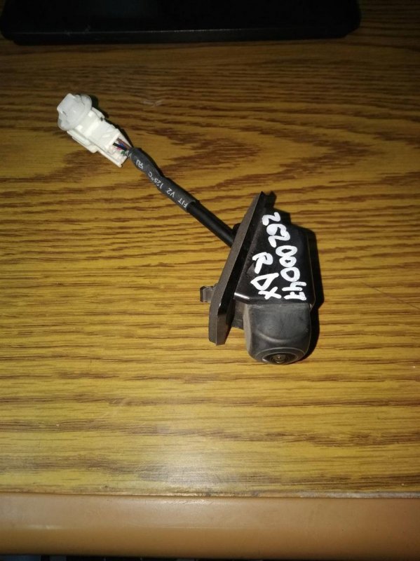 Запчасть камера заднего вида ACURA RDX 12-19 39530-TX4-A01 Б/У Камера заднего вида ACURA RDX 12-19 39530-TX4-A01 Б/У