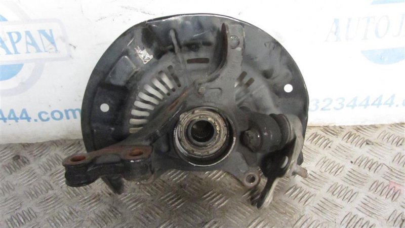 Запчасть кулак поворотный передний правый TOYOTA SIENNA 11-16 43211-08030 Б/У Кулак поворотный передний правый TOYOTA SIENNA 11-16 43211-08030 Б/У