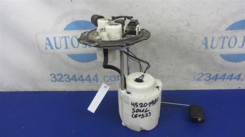 Топливный насос KIA SOUL PS 13-19 2014 PS 2.0 31110-B2500 Б/У