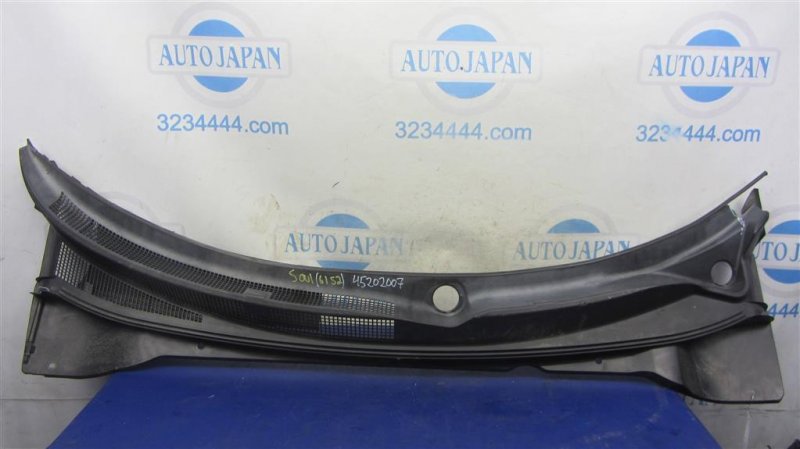 Запчасть пластик под лобовое стекло / жабо KIA SOUL PS 13-19 2014 PS 2.0 86150-B2000 Б/У Пластик под лобовое стекло / Жабо KIA SOUL PS 13-19 2014 PS 2.0 86150-B2000 Б/У