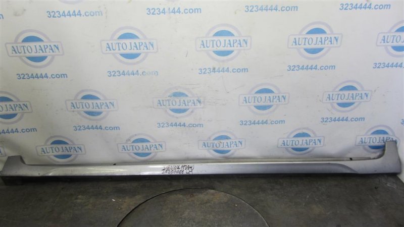 Запчасть накладка порога наружная левая TOYOTA SIENNA 11-16 2013 GSL30 3.5 2GR-FE 75852-08020 Б/У Накладка порога наружная левая TOYOTA SIENNA 11-16 2013 GSL30 3.5 2GR-FE 75852-08020 Б/У