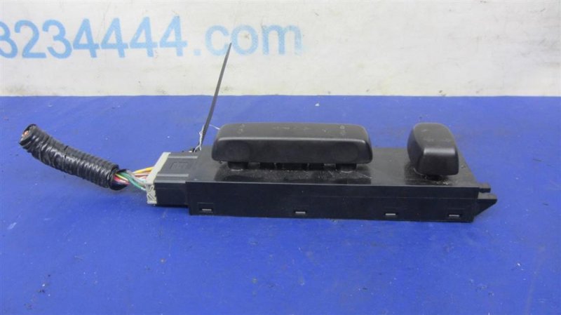 Кнопка регулировки сиденья передняя правая RDX 12-19