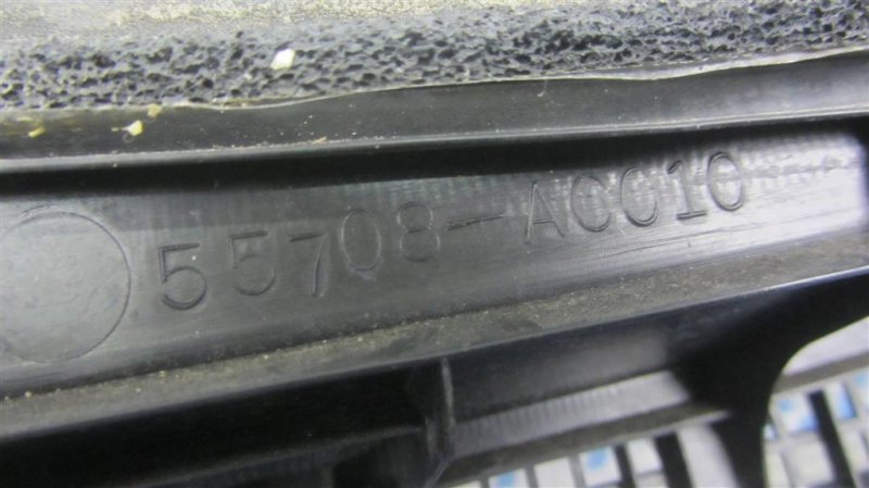 Пластик под лобовое стекло / Жабо AVALON 05-12 2007 GSX30 3.5 2GR-FE Пластик под лобовое стекло / Жабо AVALON 05-12 2007 GSX30 3.5 2GR-FE