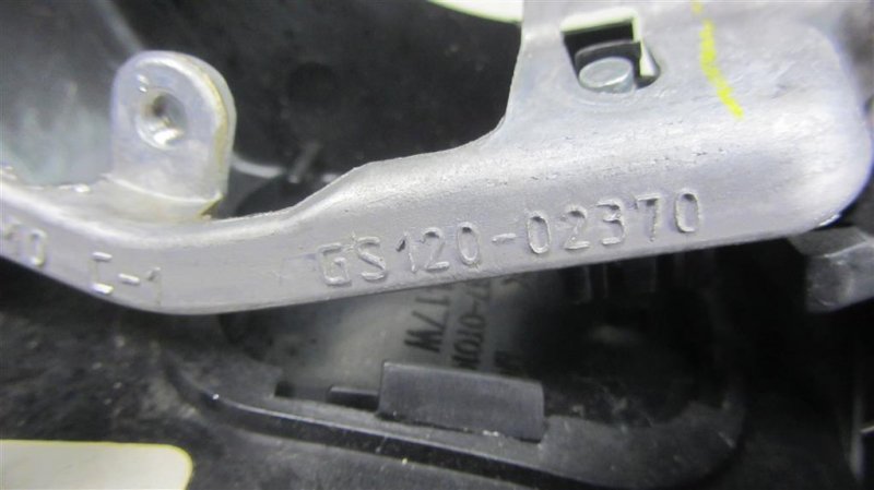 Руль VENZA 09-16 2009 AGV10 2.7 1ARFE Руль VENZA 09-16 2009 AGV10 2.7 1ARFE