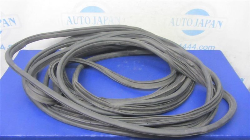 Уплотнитель двери ACURA TLX 14-17 2016 Седан 3.5 72350-TZ3-A01 Б/У