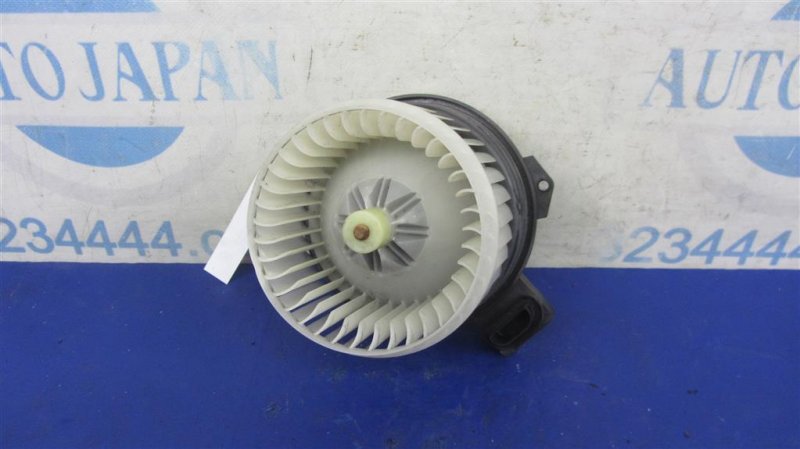 Запчасть моторчик печки задний ACURA MDX (YD2) 06-13 2008 YD2 3.7 79220-STX-A01 Б/У Моторчик печки задний ACURA MDX (YD2) 06-13 2008 YD2 3.7 79220-STX-A01 Б/У