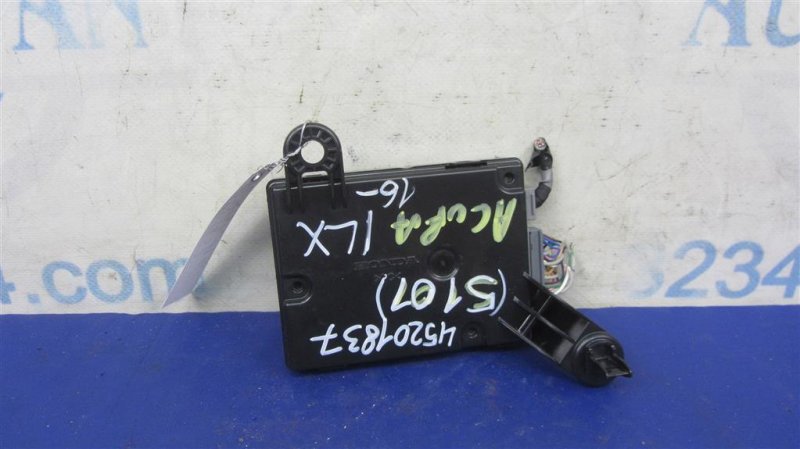 Запчасть блок управления блютуз ACURA ILX 16-19 2017 Седан 2.4 39770-TX6-A51 Б/У Блок управления блютуз ACURA ILX 16-19 2017 Седан 2.4 39770-TX6-A51 Б/У