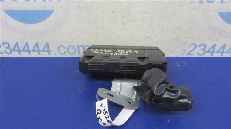 Блок предохранителей моторный отсек G25/G35/G37/Q40 06-14 2014 Седан 3.7 VQ37VHR