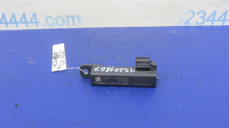 Антенна TLX 14-17 2016 Седан 3.5