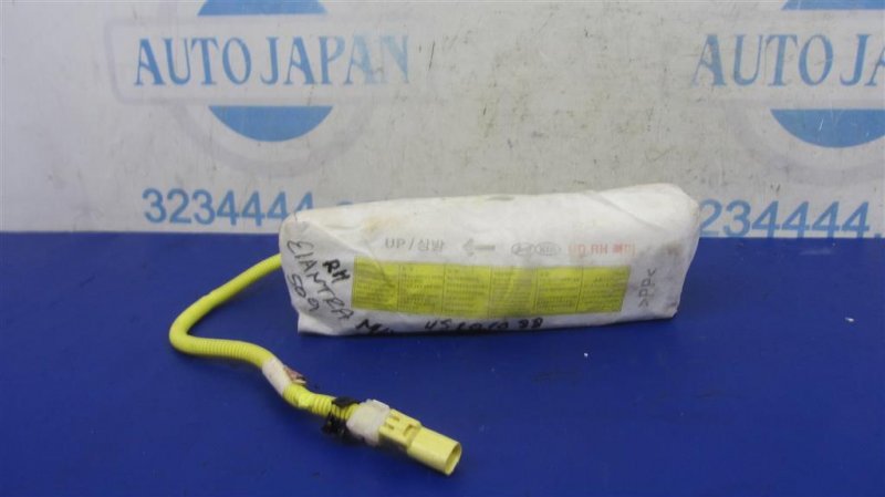 Запчасть подушка безопасности в сиденье HYUNDAI ELANTRA MD 10-15 2013 Седан 1.8 88400-3Y621PBS Б/У Подушка безопасности в сиденье HYUNDAI ELANTRA MD 10-15 2013 Седан 1.8 88400-3Y621PBS Б/У