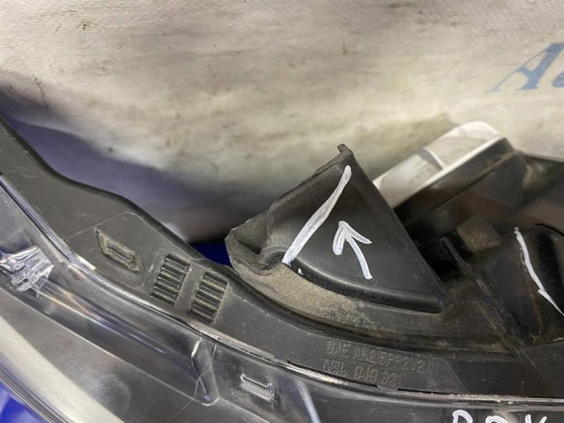 Фара передняя правая RDX 12-19