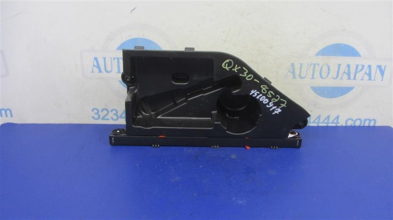 Ящик инструментальный INFINITI QX30 16-20 2016 Внедорожник 2.0 20PET 99599-5DA0A Б/У