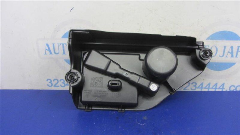 Ящик инструментальный INFINITI QX30 16-20 Внедорожник 2.0 20PET